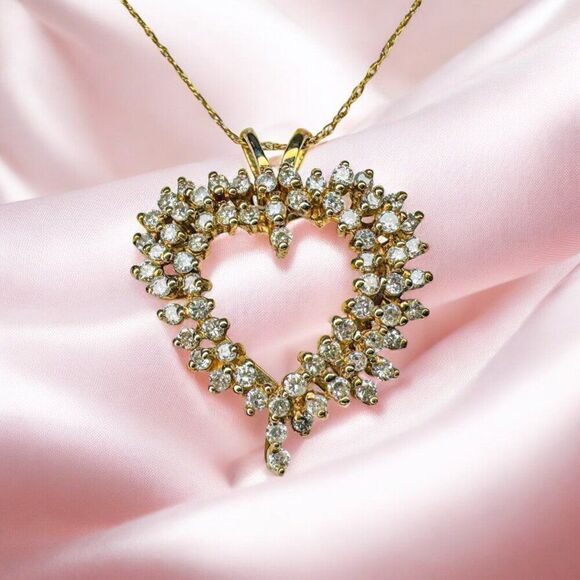 10K Gold- Diamond Heart Necklace -18"-1.2CTTW Cluster Diamonds- Round Cut -4g - Picture 1 of 16